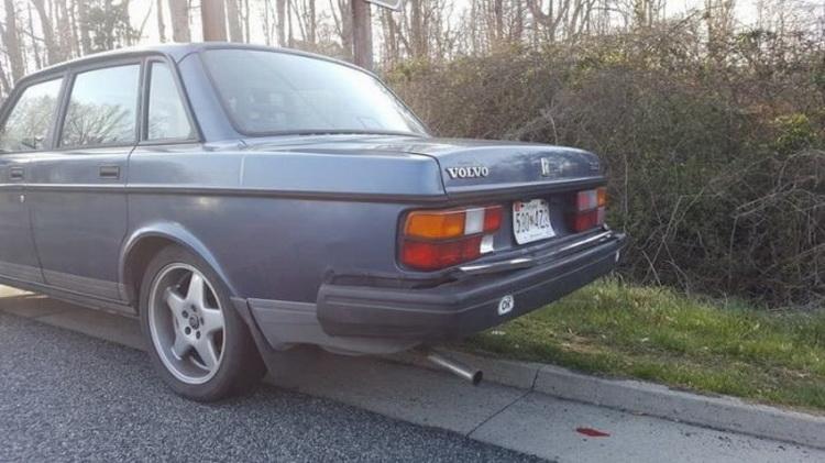 Про зоны деформации. Результат столкновения автомобилей с разницей выпуска 30 лет аварии,автомобили