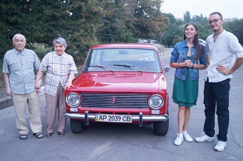 Подарок деду! Его "Копейка" спустя 40 лет, снова как новая авто, ваз, ваз 2101, восстановление, дедушка, копейка, подарок, реставрация