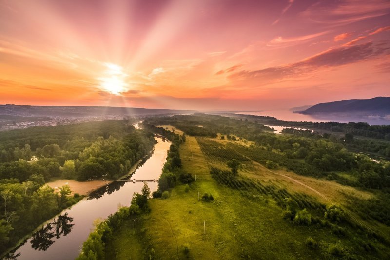 Задельное с высоты путешествия, факты, фото