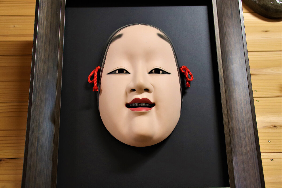 Японская красавица эпохи Эдо. Маска в музее