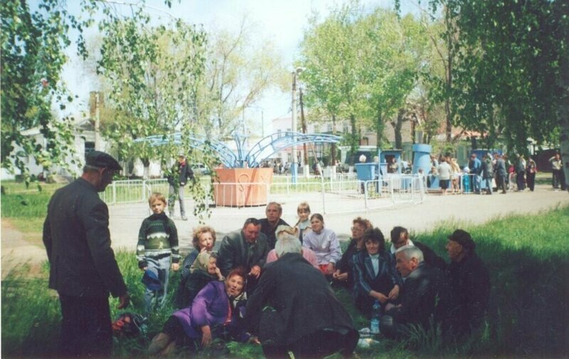 Девяностые в российской провинции Девяностые в российской провинции ретро,СССР