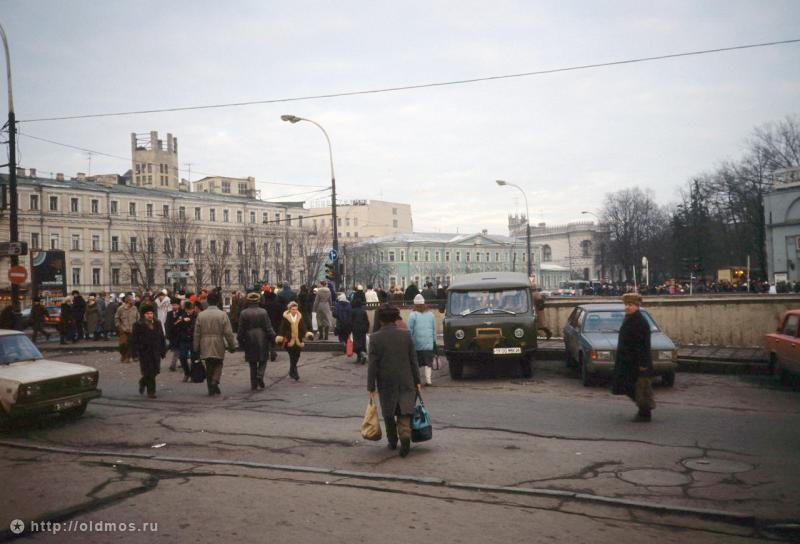 Любила б я тебя Москва, кабы не …