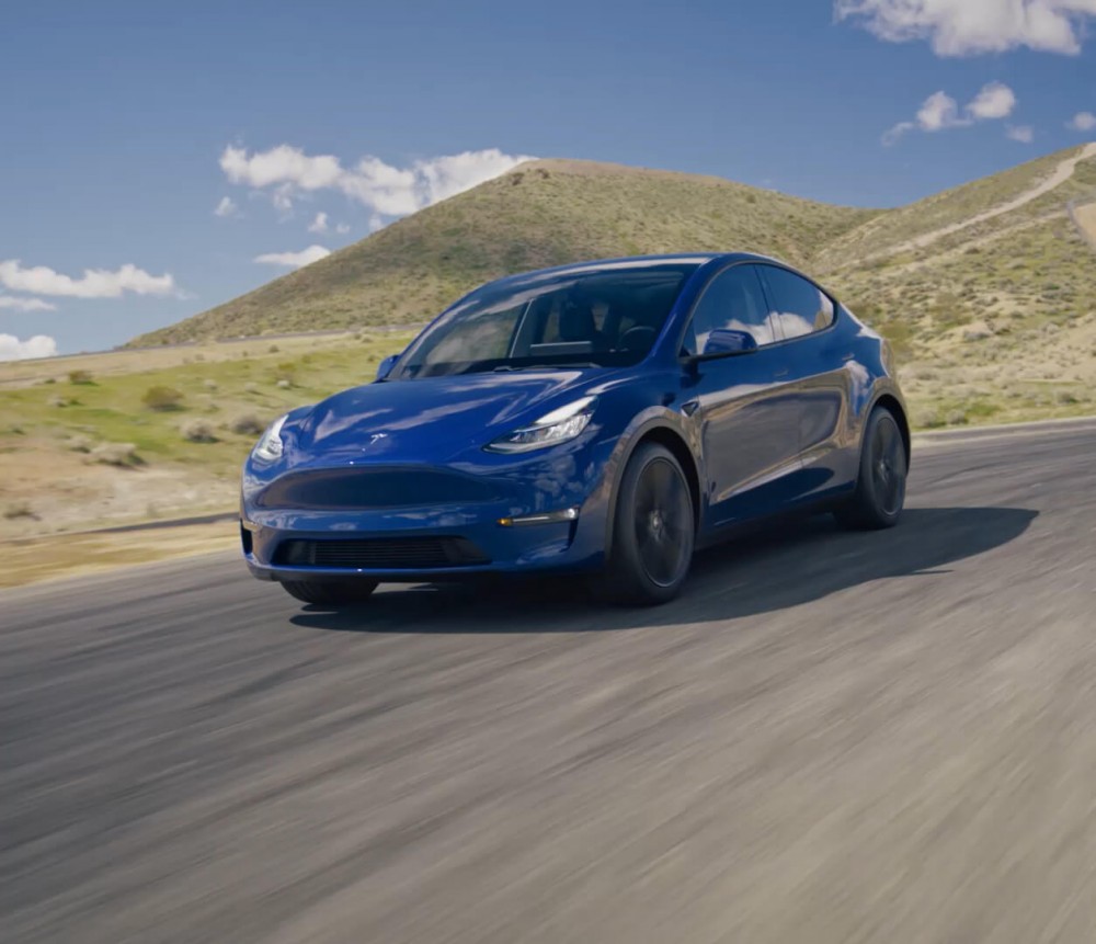 Илон Маск представил Tesla Model Y Илон Маск представил Tesla Model Y авто и мото
