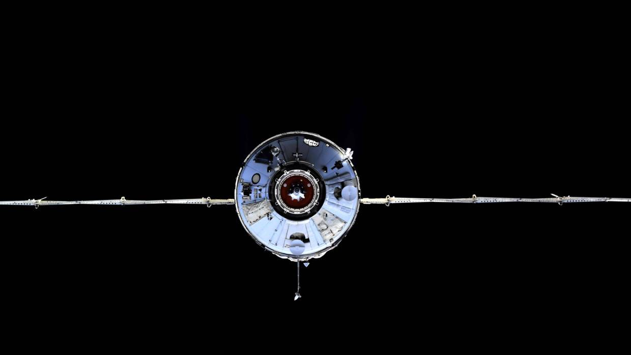 Космонавты Дубров и Шкаплеров с борта МКС пожелали россиянам здоровья в 2022 году
