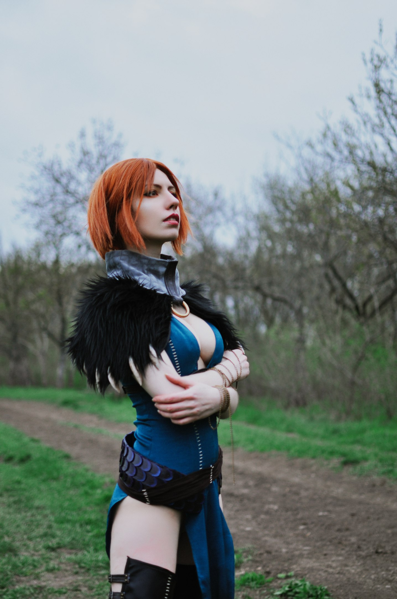 Косплей. Серый Страж - Героиня Ферелдена из Dragon Age: Начало Игры,косплей