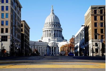 A general view of the Wisconsin State Capitol the day after the 2020 U.S. presidential election, in downtown Madison, Dane County, Wisconsin, U.S., November 4, 2020. REUTERS/Bing Guan