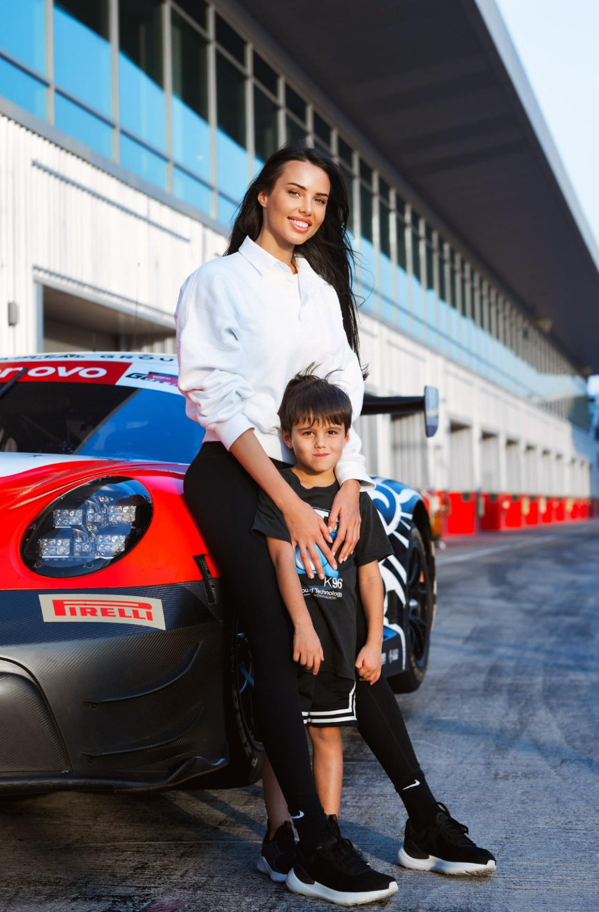 Анастасия Решетова рассказала о подготовке к свадьбе: «Я не хочу делать это событие публичным» Анастасия Решетова рассказала о подготовке к свадьбе: «Я не хочу делать это событие публичным» Решетова, Тимати, жизни, рассказала, Анастасия, словам, также, свадьбе, Ратмир, образ, после, звезды, счастью, всего, будет, мальчик, фотосоцсетиРешетова, вечера, всегда, ведет