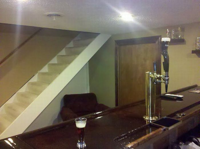 Как построить бар в подвале (35 фото)