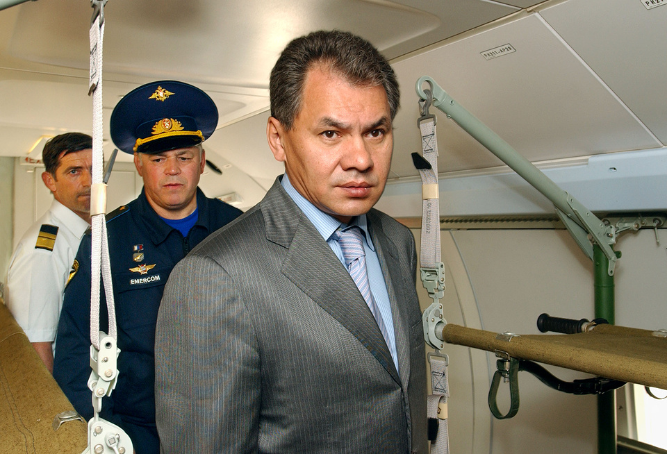        - -200, 2004   /