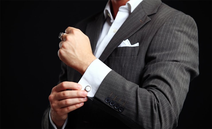 Мужчина опрятен