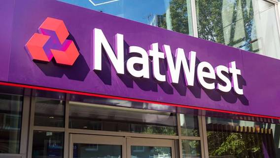 Суд оштрафовал банк NatWest на £265 млн за неспособность предотвратить отмывание денег