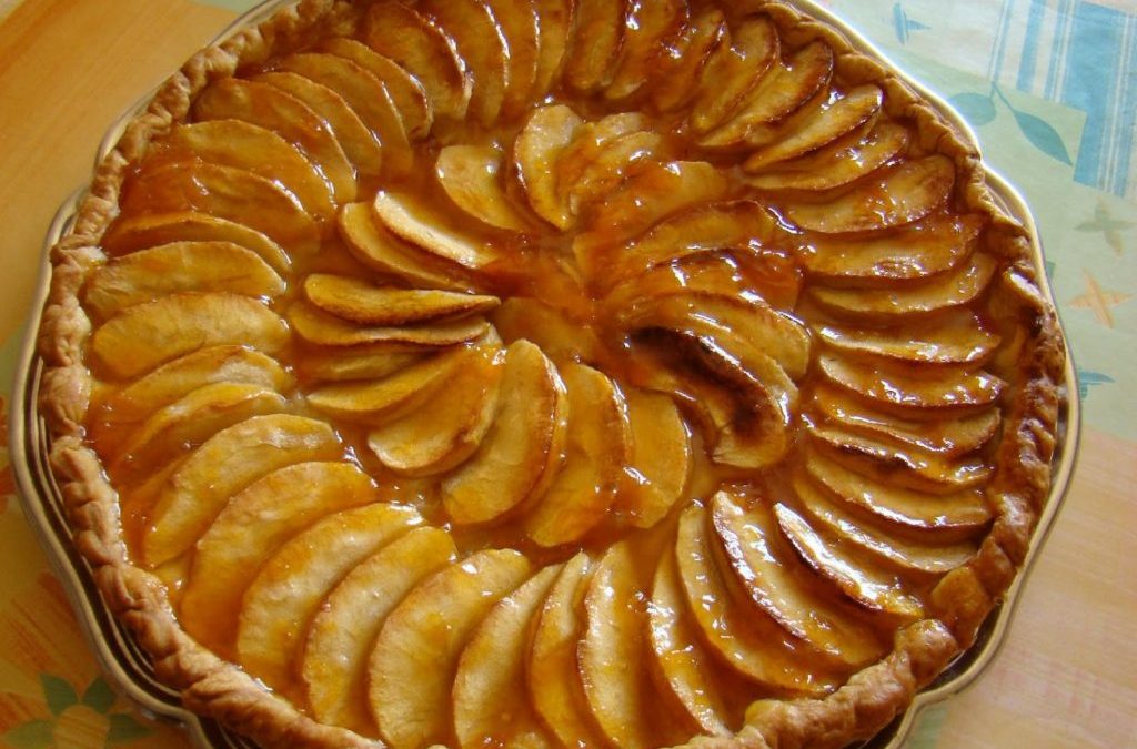 Яблочный пирог «tarte aux pommes»