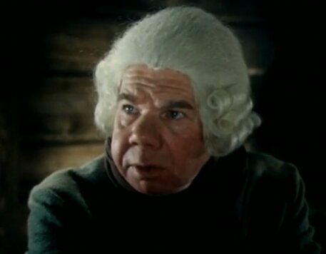 История маленького человека в торте из «Трех толстяков» История маленького человека в торте из «Трех толстяков»