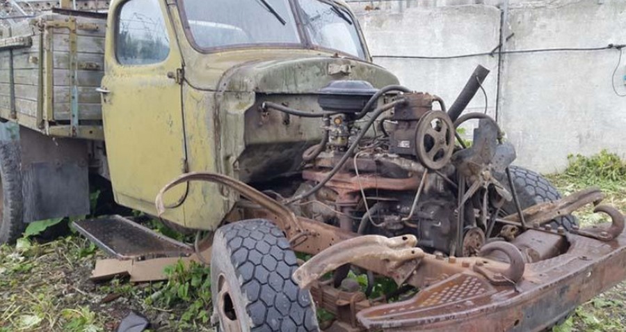 ЗИЛ-164 по прозвищу «Захар» — в металл нельзя, помиловать! ЗИЛ-164 по прозвищу «Захар» — в металл нельзя, помиловать! автомобили,история,ремонт