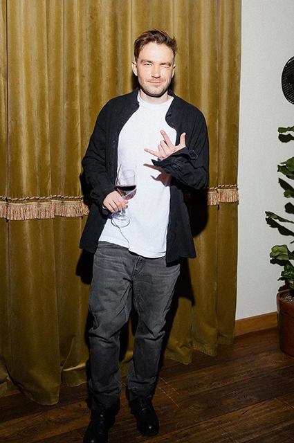 Юлия Пересильд и Клим Шипенко отпраздновали возвращение из космоса: Петров, Милославская и другие гости вечеринки Светская жизнь