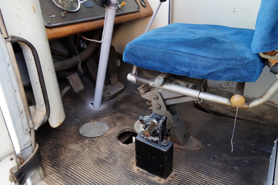 ЛАЗ-695Б: Первый в космосе, или автобус для Гагарина видео,машины