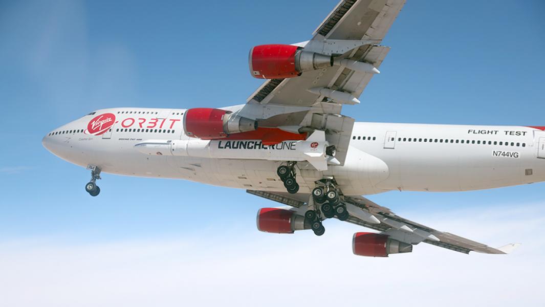 Белый слон: на что способен самолет с самым длинным крылом в мире Авиация