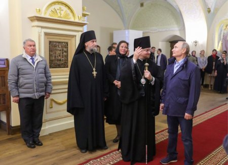 «Машина» по очернению президента России дала сбой