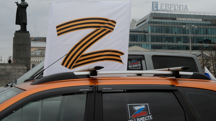 ДУМАЛИ, ЧТО РУССКИЕ БЕГУТ. АН НЕТ! ОФИЦЕР ПЕРЕХИТРИЛ НЕОНАЦИСТОВ