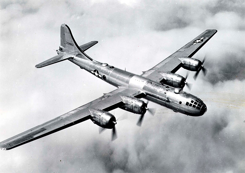 ÐÐ¼ÐÑ€Ð¸ÐºÐÐ½ÑÐºÐ¸Ð¹ ÐÐ¾Ð¼ÐÐÑ€Ð´Ð¸Ñ€Ð¾Ð²Ñ‰Ð¸Ðº B-29 Superfortress 