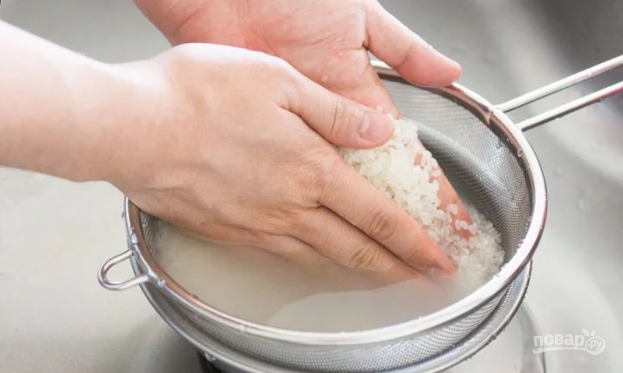 Нужно ли промывать крупы. Промывание риса. Промыть рис. Для мытья риса. Промывка риса.