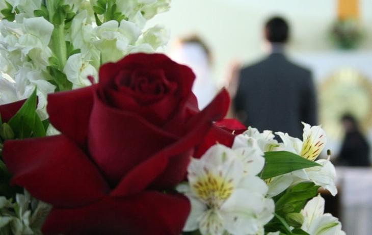 спит но отношений не хоче