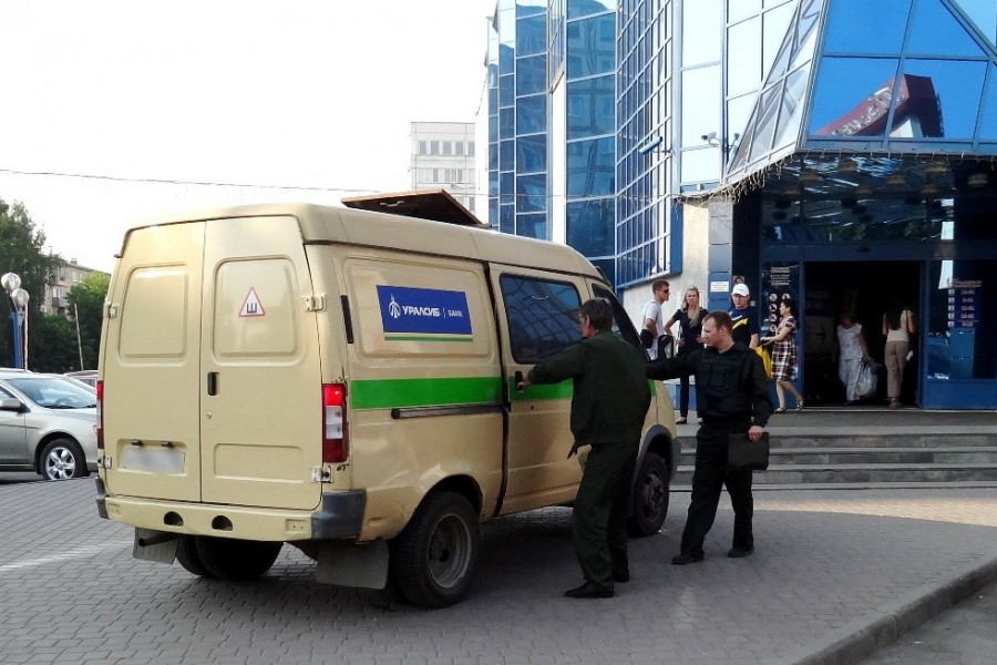 Правила требуют исключений Правила требуют исключений автомобили,пдд,Россия