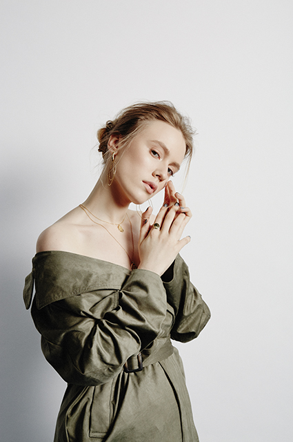 Главная деталь: выбираем аксессуары на любой вкус из новых лукбуков Главная деталь: выбираем аксессуары на любой вкус из новых лукбуков Лукбук