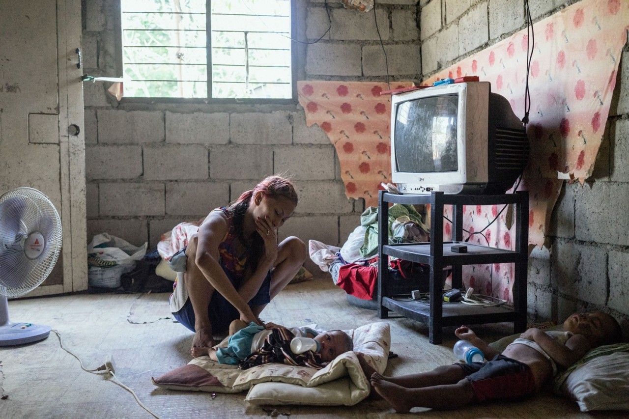 Жертвы филиппинского тайфуна, вынужденные продавать свое тело