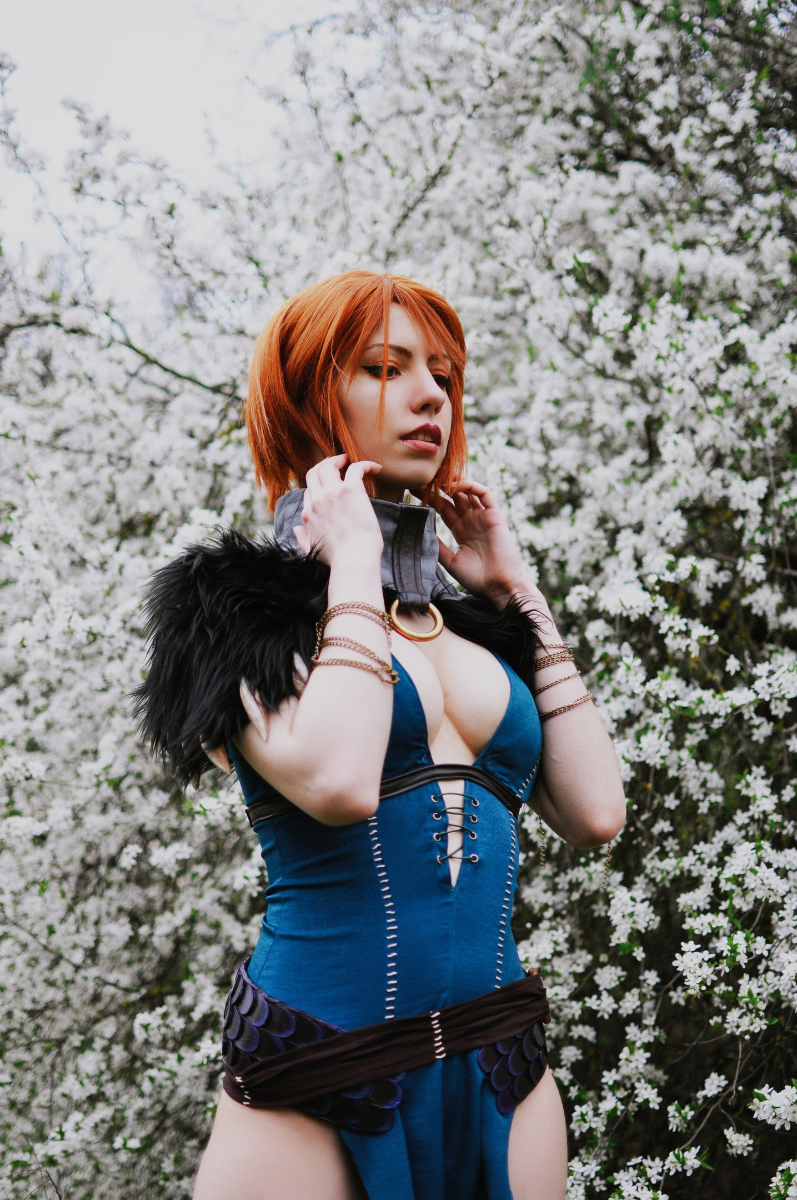 Косплей. Серый Страж - Героиня Ферелдена из Dragon Age: Начало Игры,косплей