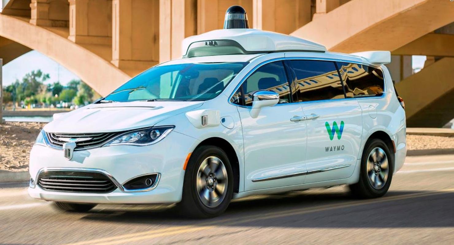 Waymo показала роботакси без руля Автомобили