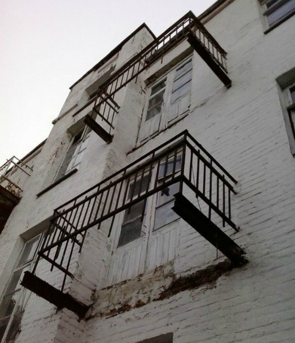 18 эпичных балконов, которые сразят наповал своим дизайном и содержимым