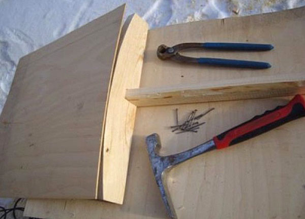 как сделать лопату из дерева