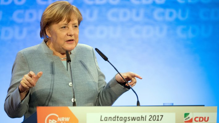 Несмотря на весь негатив к России канцлер Меркель поддерживает проект «Северный поток-2»