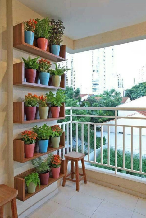 16 восхитительных примеров того, как заставить балкон зазеленеть можно, горшки, горшков, балконе, балкон, деревянных, горшками, зелени, досок, деревянные, ящики, лоджии, станет, можете, цветами, деревянный, разместить, поддон, зелень, этого