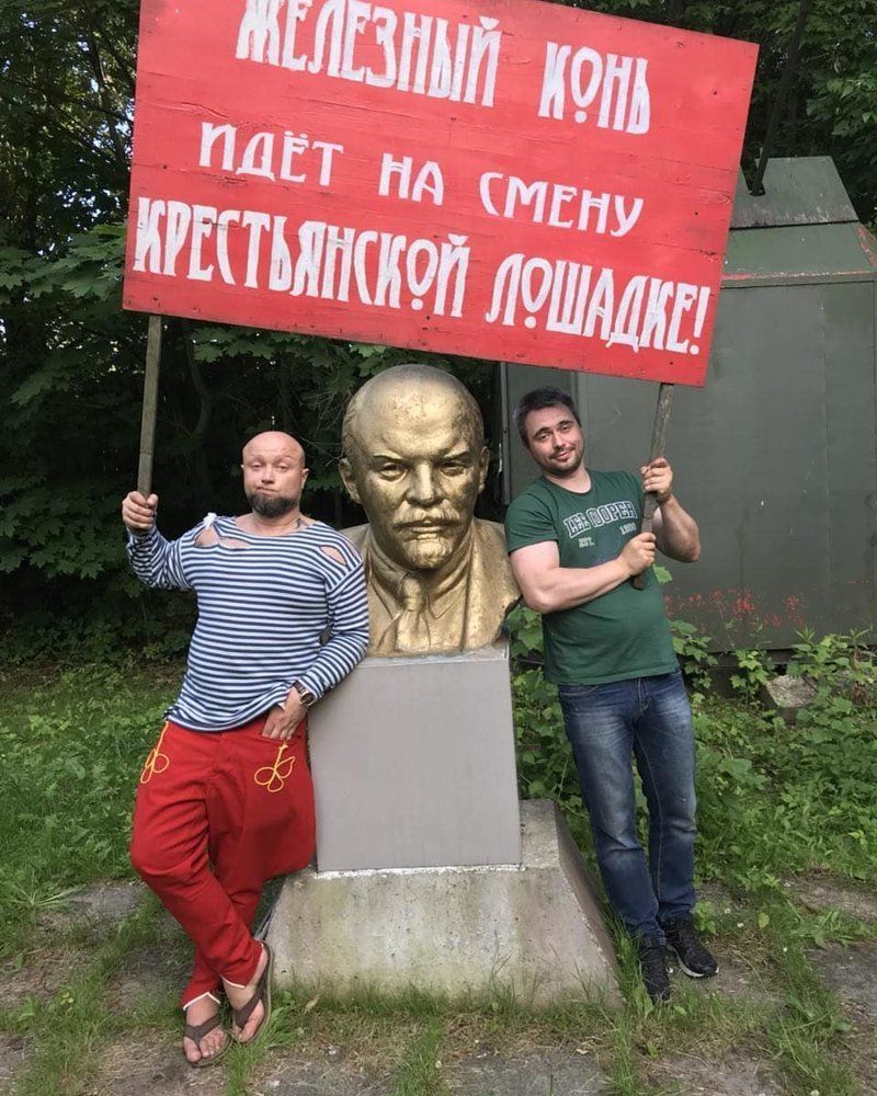 Коммунизм жил, жив и будет жить жить в россии, коммунизм, память, прошлое, символика
