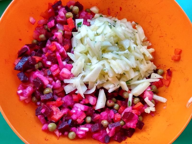 Рецепт винегрета с кабачком. Такой же любимый салат только на новый лад и с «изюминкой»
