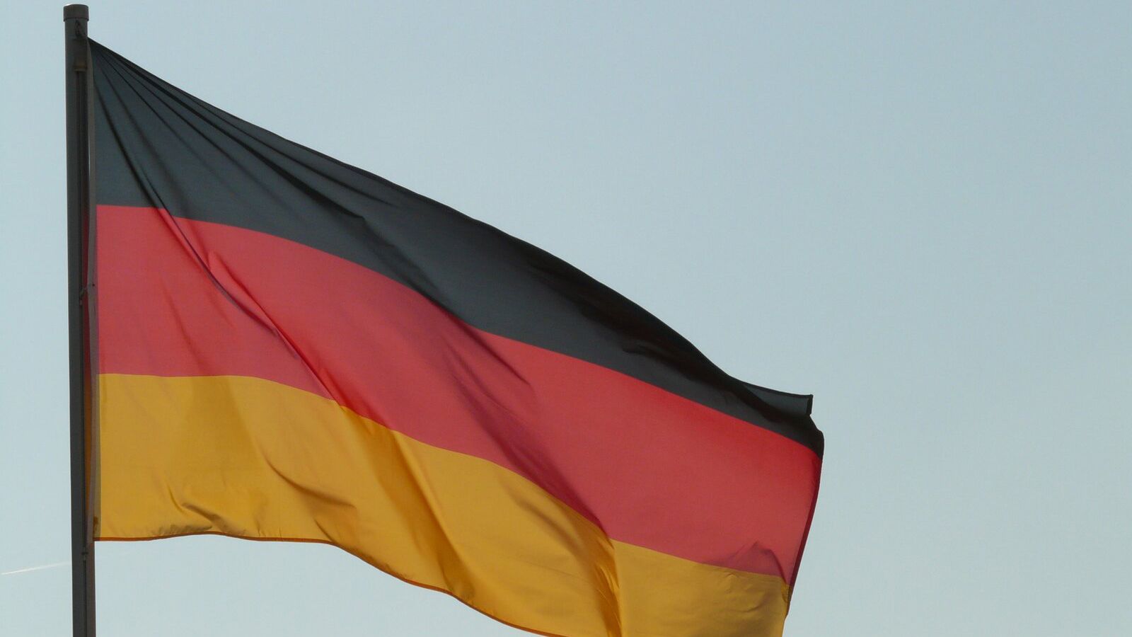 Авторы Bloomberg узнали о цели поездки руководства Германии в Сингапур