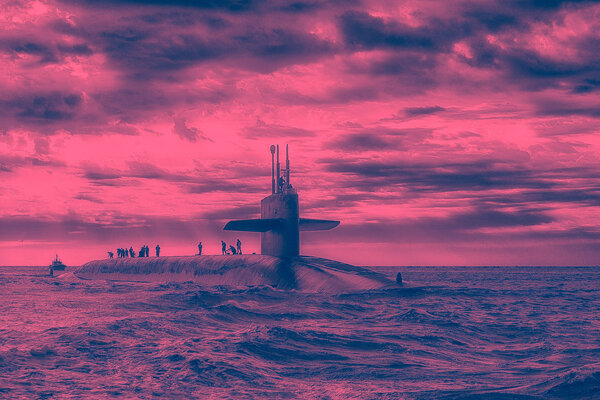 Как самолеты находят подводные лодки, находящиеся на глубине?