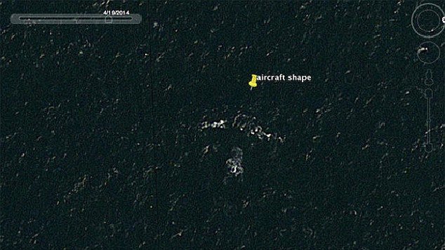 На снимке отмечен фюзеляж самолета MH370, Malaysia Airlines, google earth, исчезновение, рейс 370, самолет, снимок