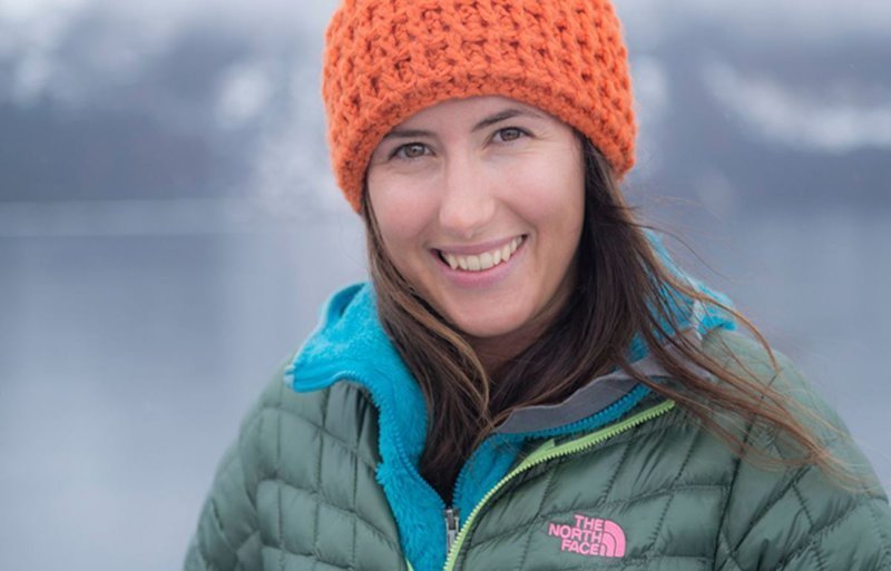 Капитан "абордажной команды" судна Chugach Pearl 27-летняя Ками Кабана Капитан "абордажной команды" судна Chugach Pearl 27-летняя Ками Кабана аляска, видео, корабль, лосось, рыба, судно, сша, территория