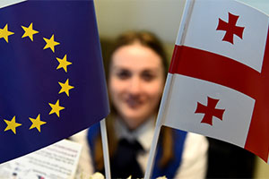 ЕС предупредил Тбилиси о возможной отмене безвиза