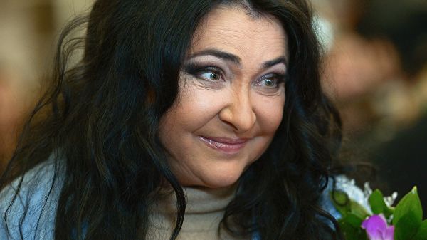 Лолита посетила бутик Игоря Гуляева