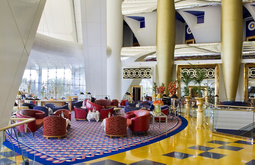 Бурдж-эль-Араб — роскошный 60-этажный отель в ОАЭ, который не перестает удивлять архитектура,Путешествия,фото