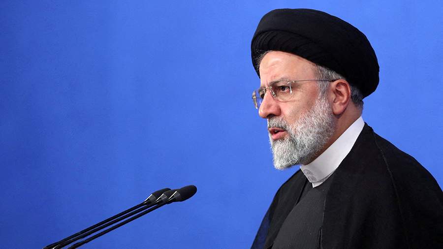 Верховный лидер Ирана Хаменеи проведет молебен над телом Раиси