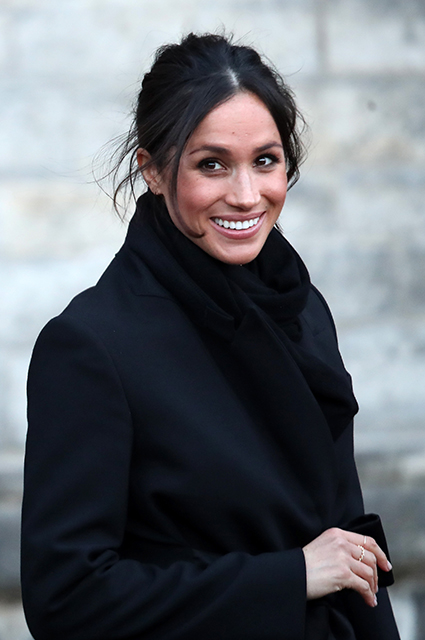 Хиллари Клинтон назвала травлю в отношении Меган Маркл британскими СМИ "непостижимой" Хиллари Клинтон назвала травлю в отношении Меган Маркл британскими СМИ "непостижимой" Новости