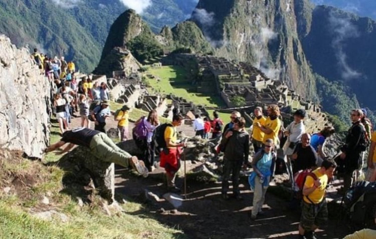 Ожидание и реальность: 15 известных мест, которые выглядят совсем не так, как на фото Ожидание и реальность: 15 известных мест, которые выглядят совсем не так, как на фото