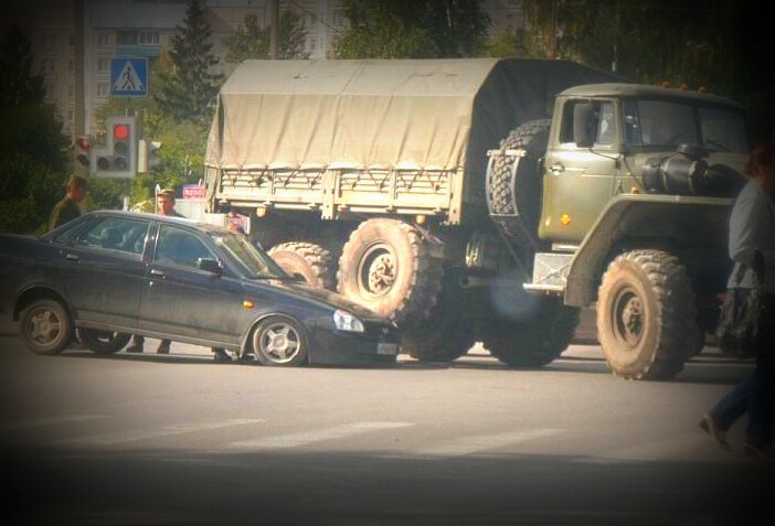 5 коротких историй о солдатах, дорогах и ДТП