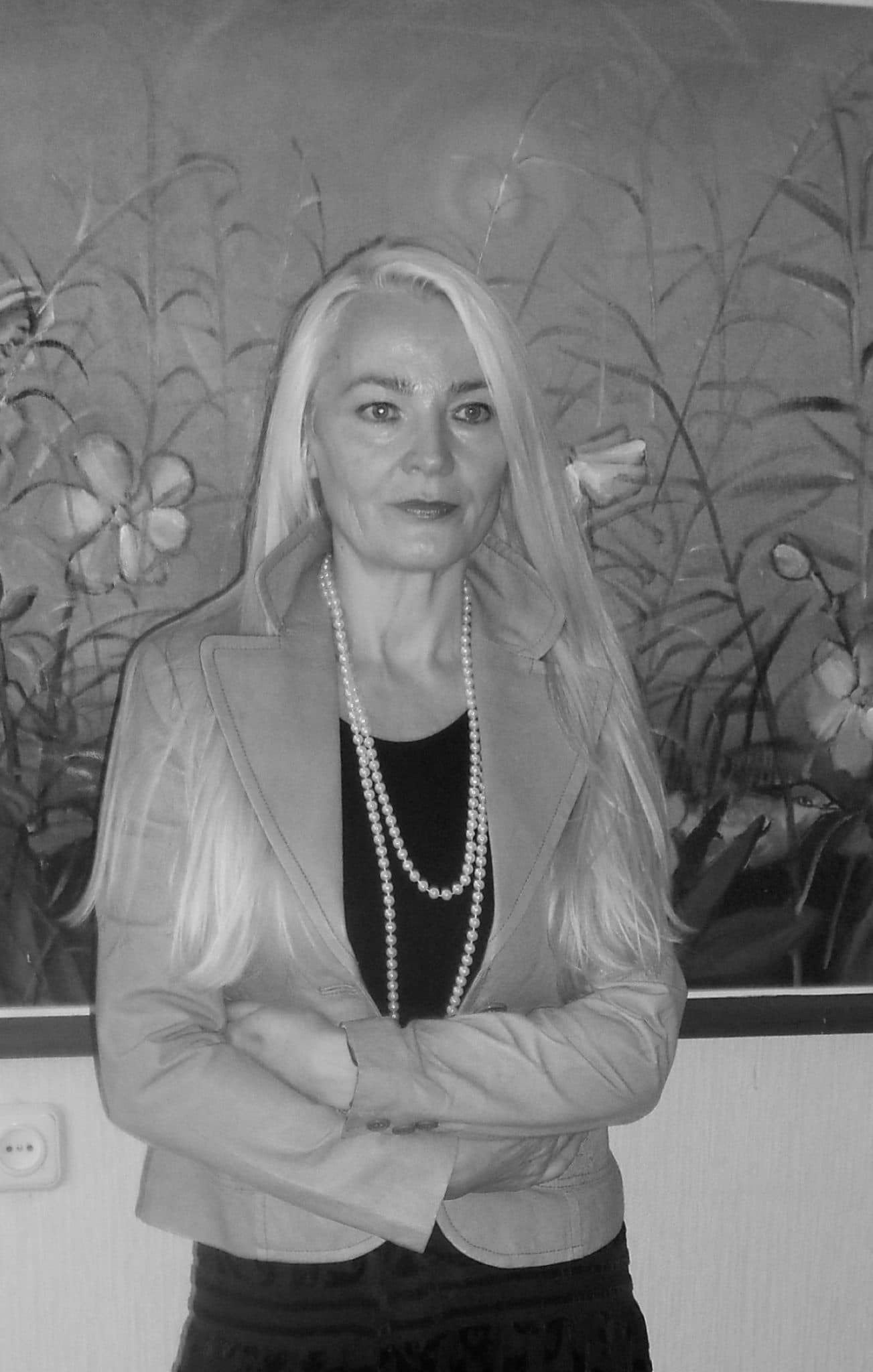 Как выглядит сейчас и чем занимается красавица Иляна Косынзяна из «Сказания о храбром витязе Фэт-Фрумосе» Как выглядит сейчас и чем занимается красавица Иляна Косынзяна из «Сказания о храбром витязе Фэт-Фрумосе» история кино,кино,киноактеры,кинохроника,Литва,моровой кинематограф,ностальгия,СССР,художественное кино