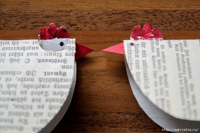 Креативные пасхальные курочки из книжных страниц Креативные пасхальные курочки из книжных страниц мастер класс